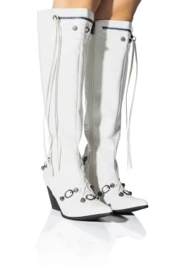 A GOOD ONE WHITE CROC BOOT -AKIRA salestore a good one white croc boot white 1 1 c1
