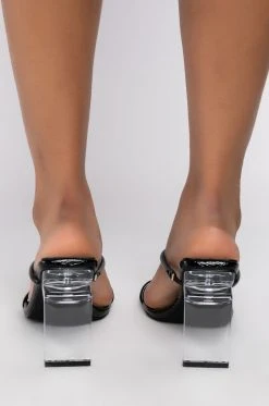 AZALEA WANG ALL YOU NEED IS LOVE CHUNKY SANDAL IN BLACK -AKIRA salestore azalea wang all you need is love chunky sandal in black black 4 4