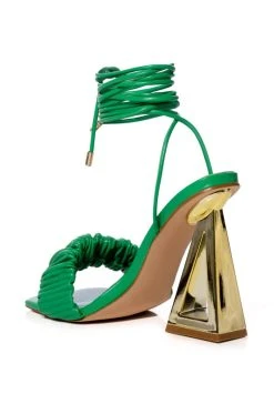 AZALEA WANG AMIE CHUNKY SANDAL IN GREEN -AKIRA salestore azalea wang amie chunky sandal in green green 4 4