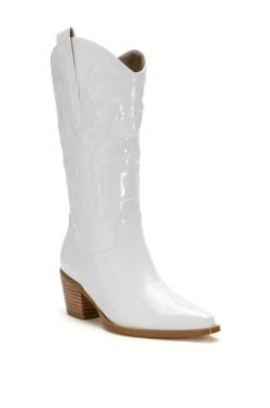 AZALEA WANG ANDREA CHUNKY WESTERN BOOT IN WHITE -AKIRA salestore azalea wang andrea chunky western boot in white white 3 3 c1