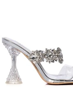 AZALEA WANG BARBADOS CHUNKY MULE JEWEL PUMP IN SILVER -AKIRA salestore azalea wang barbados chunky mule jewel pump in silver silver 5 5