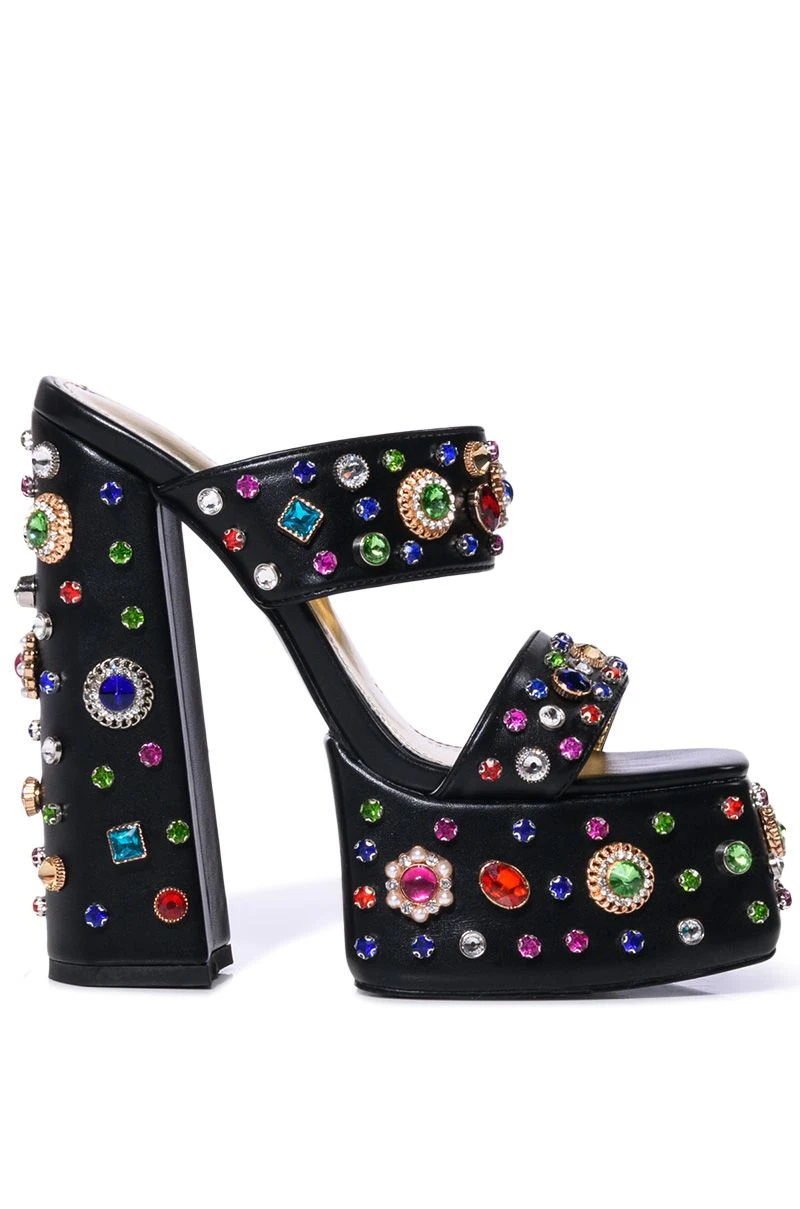 AZALEA WANG BREEZE EMBELLISHED CHUNKY SANDAL IN BLACK 2 AZALEA WANG BREEZE EMBELLISHED CHUNKY SANDAL IN BLACK - Image 2