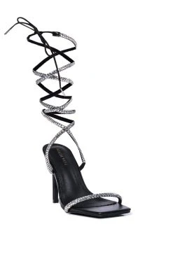 AZALEA WANG BROMLEY STRAPPY SANDAL IN BLACK -AKIRA salestore azalea wang bromley strappy sandal in black black 3 3 c1