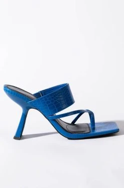Alternative view of AZALEA WANG CITY DREAMS CHUNKY SANDAL IN BLUE
