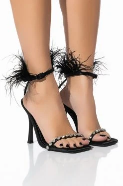 AZALEA WANG CONFETTI FEATHER STILETTO SANDAL IN BLACK