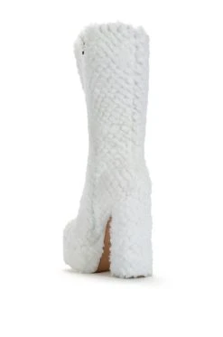 AZALEA WANG COZY CUTIE FAUX FUR CHUNKY PLATFORM BOOT IN WHITE -AKIRA salestore azalea wang cozy cutie faux fur chunky platform boot in white white 4 4