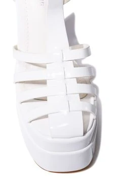 AZALEA WANG DANICA PLATFORM PUMP -AKIRA salestore azalea wang danica platform pump white 5 5