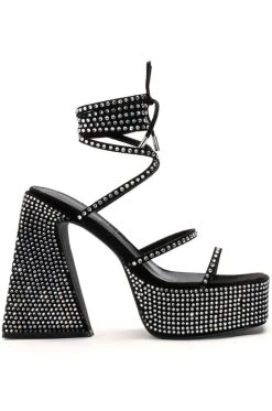 AZALEA WANG DEIRDRE EMBELLISHED CHUNKY SANDAL -AKIRA salestore azalea wang deirdre embellished chunky sandal black 3 3