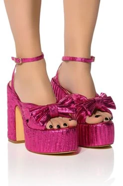 AZALEA WANG GENEROUS CHUNKY STRAP SANDAL IN PINK