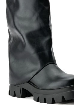 AZALEA WANG JET FOLD OVER FLATFORM BOOT IN BLACK -AKIRA salestore azalea wang jet fold over flatform boot in black black 5 5