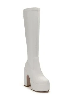 AZALEA WANG LET'S GO PARTY PU CHUNKY PLATFORM BOOT IN WHITE -AKIRA salestore azalea wang lets go party pu chunky platform boot in white white 3 3 c1