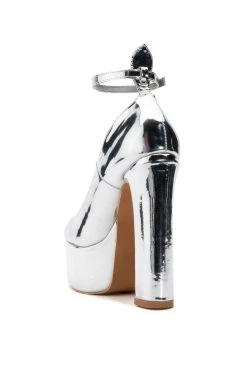 AZALEA WANG NIGHT MOVES PLATFORM PUMP IN SILVER -AKIRA salestore azalea wang night moves platform pump in silver silver 3 3