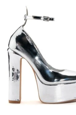 AZALEA WANG NIGHT MOVES PLATFORM PUMP IN SILVER -AKIRA salestore azalea wang night moves platform pump in silver silver 5 5