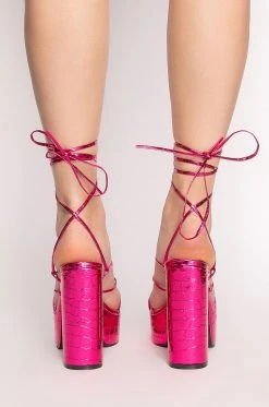AZALEA WANG PUSH YOUR LIMIT CHUNKY SANDAL IN PINK -AKIRA salestore azalea wang push your limit chunky sandal in pink pink 4 4