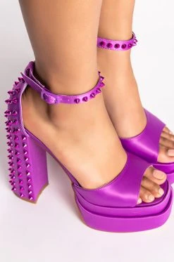 AZALEA WANG ROCK MY WORLD SANDAL IN PURPLE -AKIRA salestore azalea wang rock my world sandal in purple purple 5 5