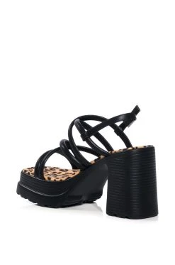 AZALEA WANG SAVINO CHUNKY SANDAL -AKIRA salestore azalea wang savino chunky sandal black 4 4