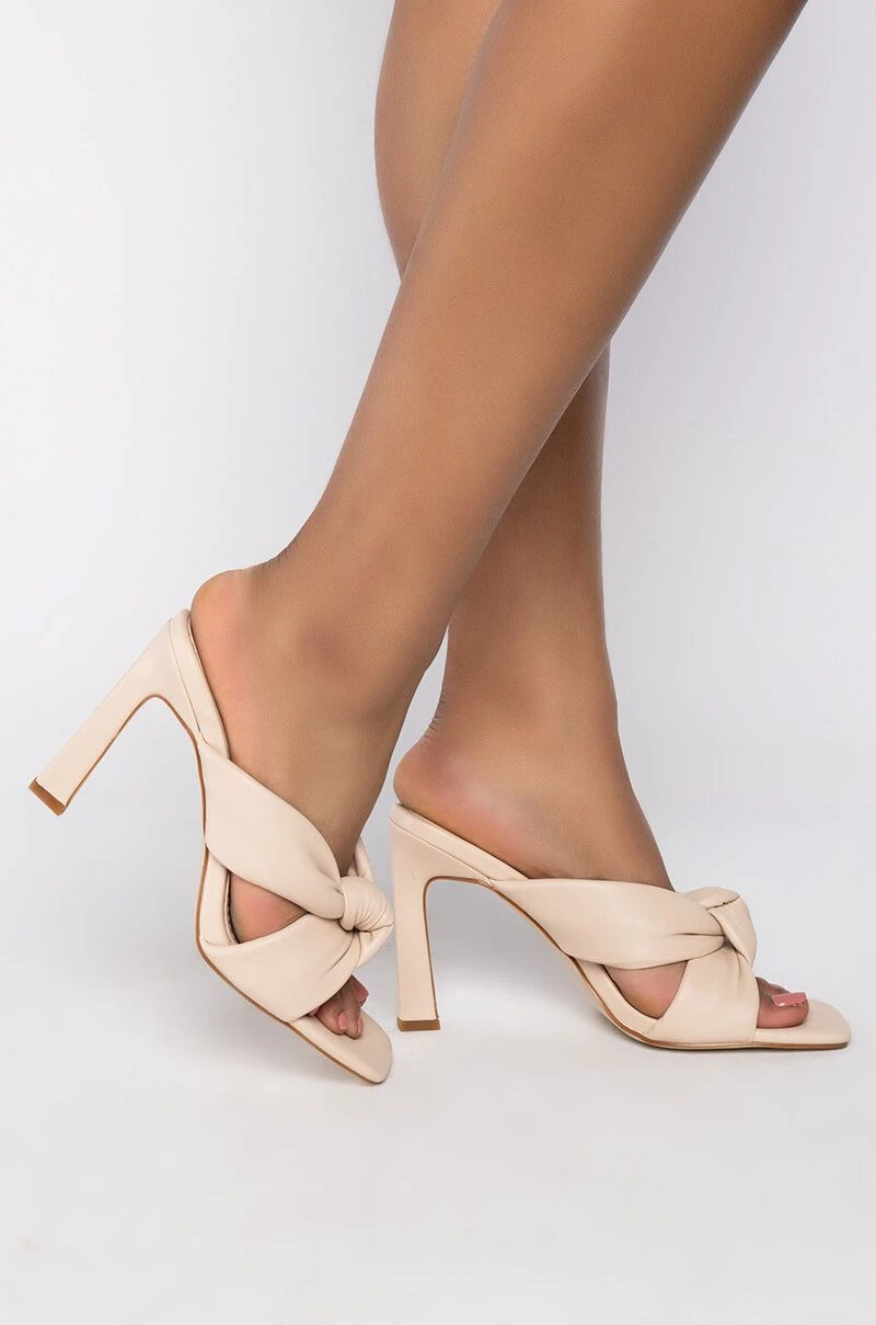 AZALEA WANG SWEET LIKE SUNDAY CHUNKY SANDAL IN BONE 1 AZALEA WANG SWEET LIKE SUNDAY CHUNKY SANDAL IN BONE