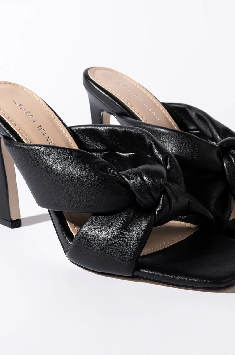 AZALEA WANG SWEET LIKE SUNDAY SQUARE TOE SANDAL IN BLACK 5 AZALEA WANG SWEET LIKE SUNDAY SQUARE TOE SANDAL IN BLACK - Image 5