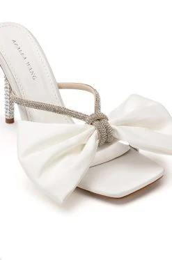 AZALEA WANG TATUM STILETTO MULE PUMP IN WHITE -AKIRA salestore azalea wang tatum stiletto mule pump in white white 5 5 c1