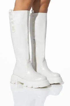 AZALEA WANG THERE SHE GOES FLATFORM BOOT IN WHITE