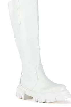 AZALEA WANG THERE SHE GOES FLATFORM BOOT IN WHITE -AKIRA salestore azalea wang there she goes flatform boot in white white 5 5