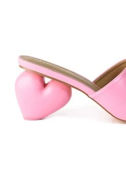 BUBBLEHEART CHUNKY SANDAL IN PINK -AKIRA salestore bubbleheart chunky sandal in pink pink 5 5