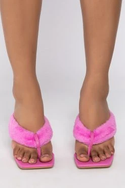 CAPE ROBBIN SUCH A FLIRT HEELED THONG SANDAL -AKIRA salestore cape robbin such a flirt heeled thong sandal pink 3 3