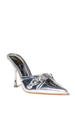 ISN'T IT ROMANTIC SILVER METALLIC PUMP -AKIRA salestore isnt it romantic silver metallic pump silver 3 3