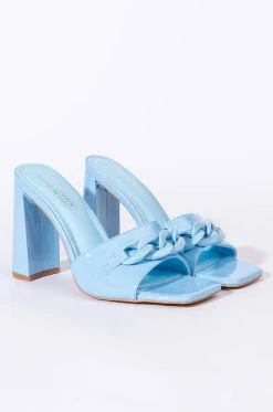 LIKE IT LIKE THAT CHUNKY SANDAL -AKIRA salestore like it like that chunky sandal blue 4 4