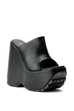 MEANIE CHUNKY MULE IN BLACK -AKIRA salestore meanie chunky mule in black black 3 3