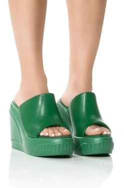OCEAN EYES WEDGE SANDAL IN GREEN -AKIRA salestore ocean eyes wedge sandal in green green 1 1