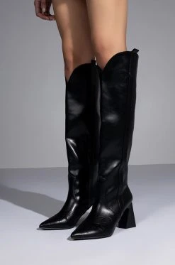 POSTED BLACK KNEE HIGH WESTERN BOOT -AKIRA salestore posted black knee high western boot black 7 7 c1