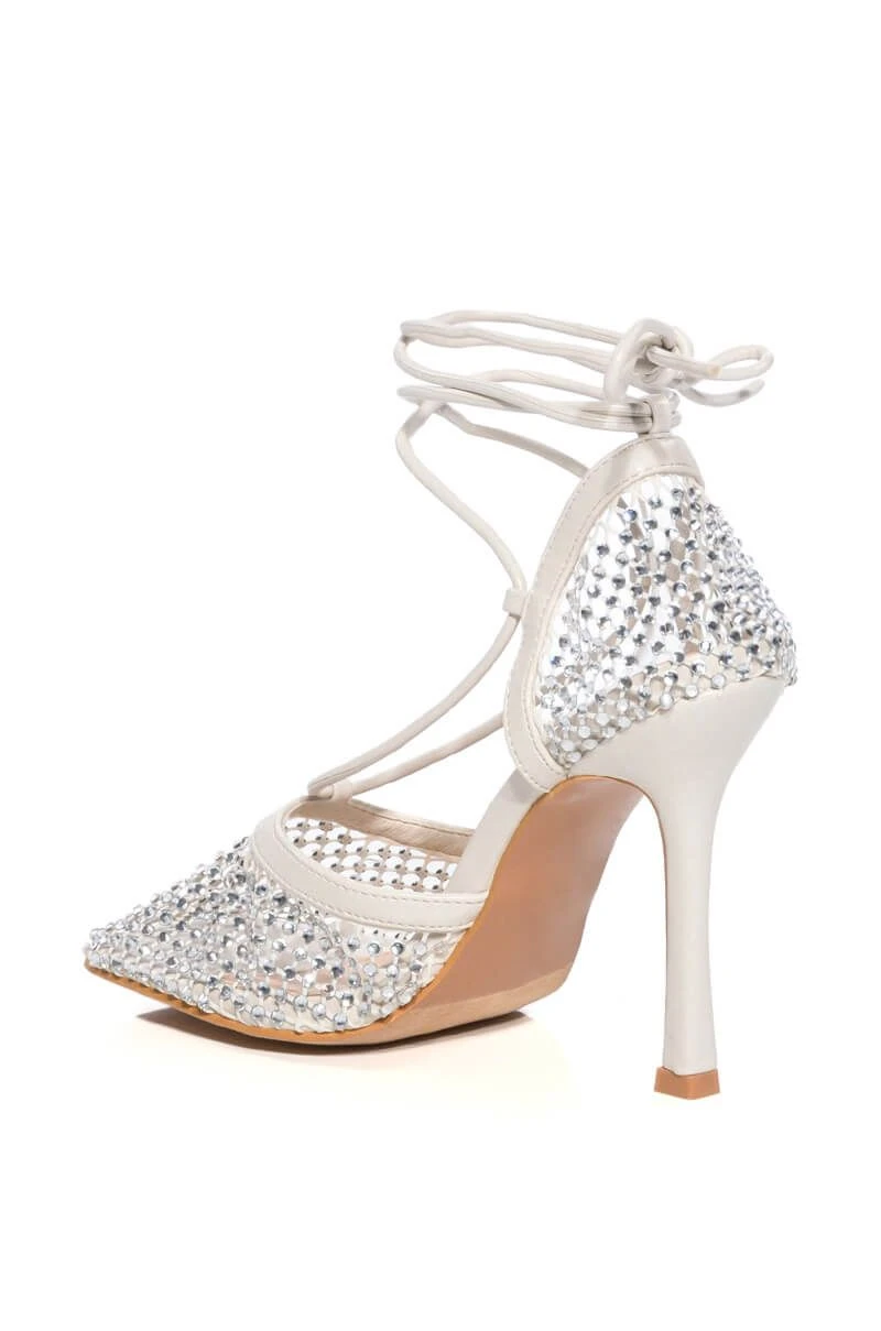 ROSALYN EMBELLISHED WHITE PUMP 4 ROSALYN EMBELLISHED WHITE PUMP - Image 4