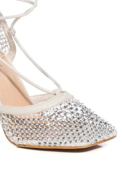 ROSALYN EMBELLISHED WHITE PUMP 9 ROSALYN EMBELLISHED WHITE PUMP -AKIRA salestore rosalyn embellished white pump white 5 5 c1 c1