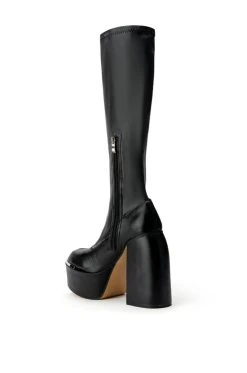 STRENGTH STRETCH CHUNKY BOOT WITH 4 WAY STRETCH IN BLACK -AKIRA salestore strength stretch chunky boot in black black 4 4