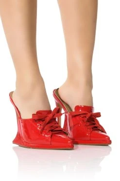 STUNNA STILETTO PUMP IN RED -AKIRA salestore stunna stiletto pump in red red 1 1