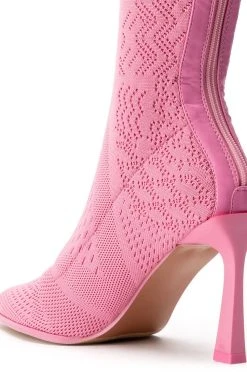 ZERO GRAVITY MID CALF KNIT CHUNKY BOOT IN PINK -AKIRA salestore zero gravity mid calf knit chunky boot in pink pink 5 5